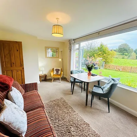 1 Bed In Village Llh16 Holiday home *